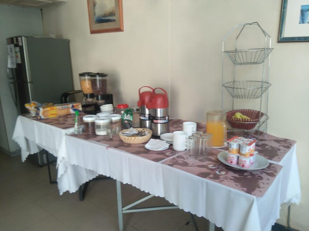 Hostal Americano Santiago del Cile Esterno foto